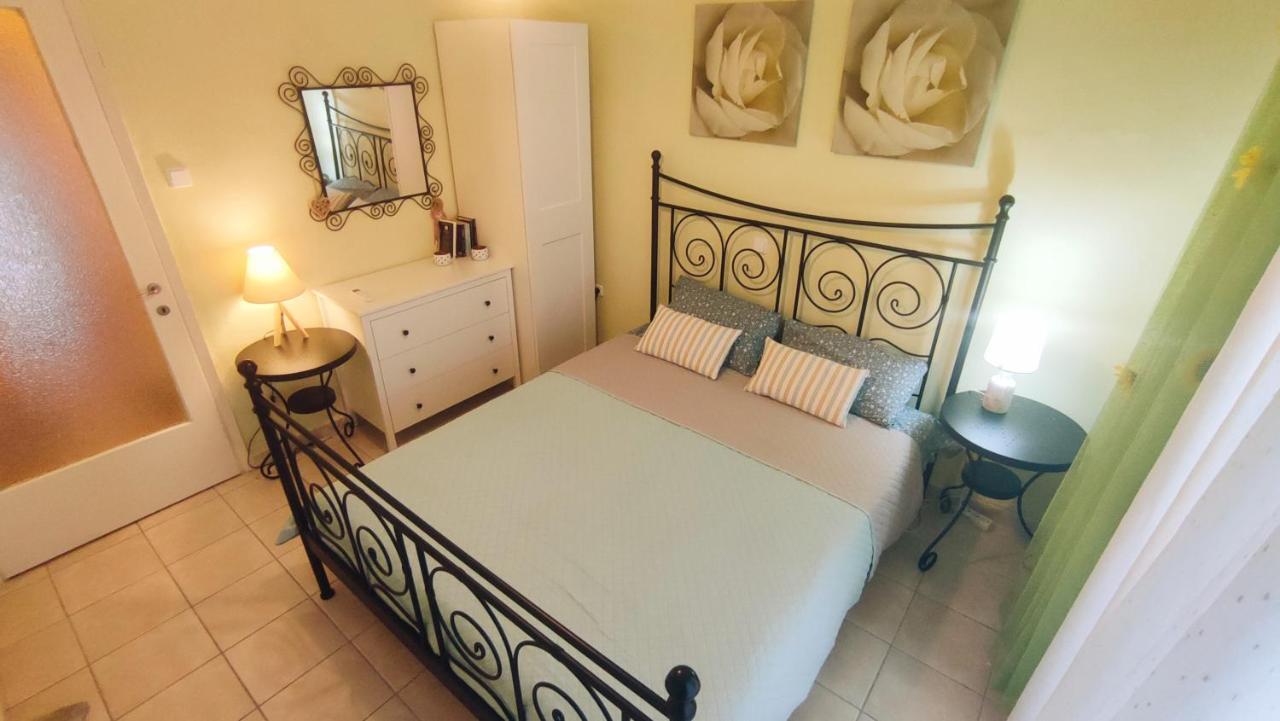 Cosy Apartment By The Sea Metamorfosi  Buitenkant foto