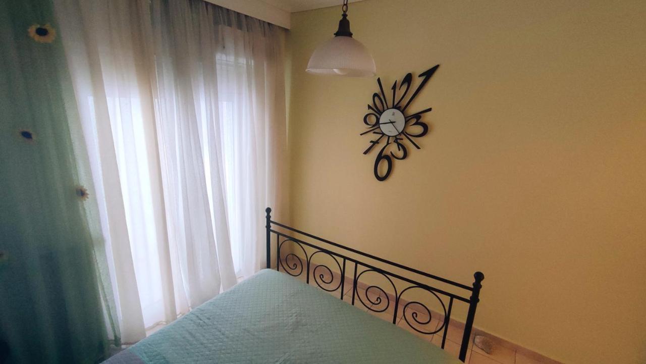 Cosy Apartment By The Sea Metamorfosi  Buitenkant foto