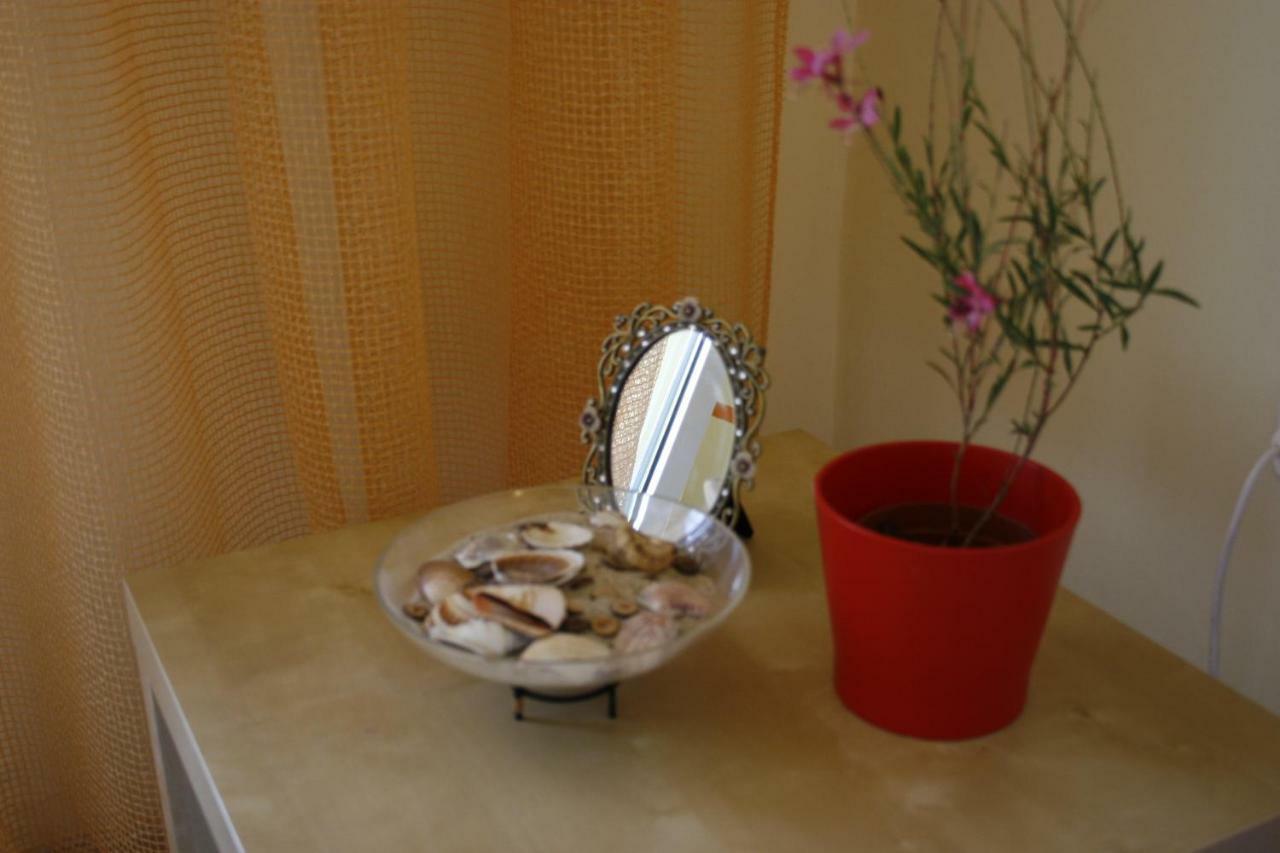 Cosy Apartment By The Sea Metamorfosi  Buitenkant foto