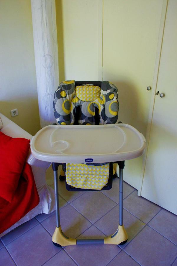 Cosy Apartment By The Sea Metamorfosi  Buitenkant foto