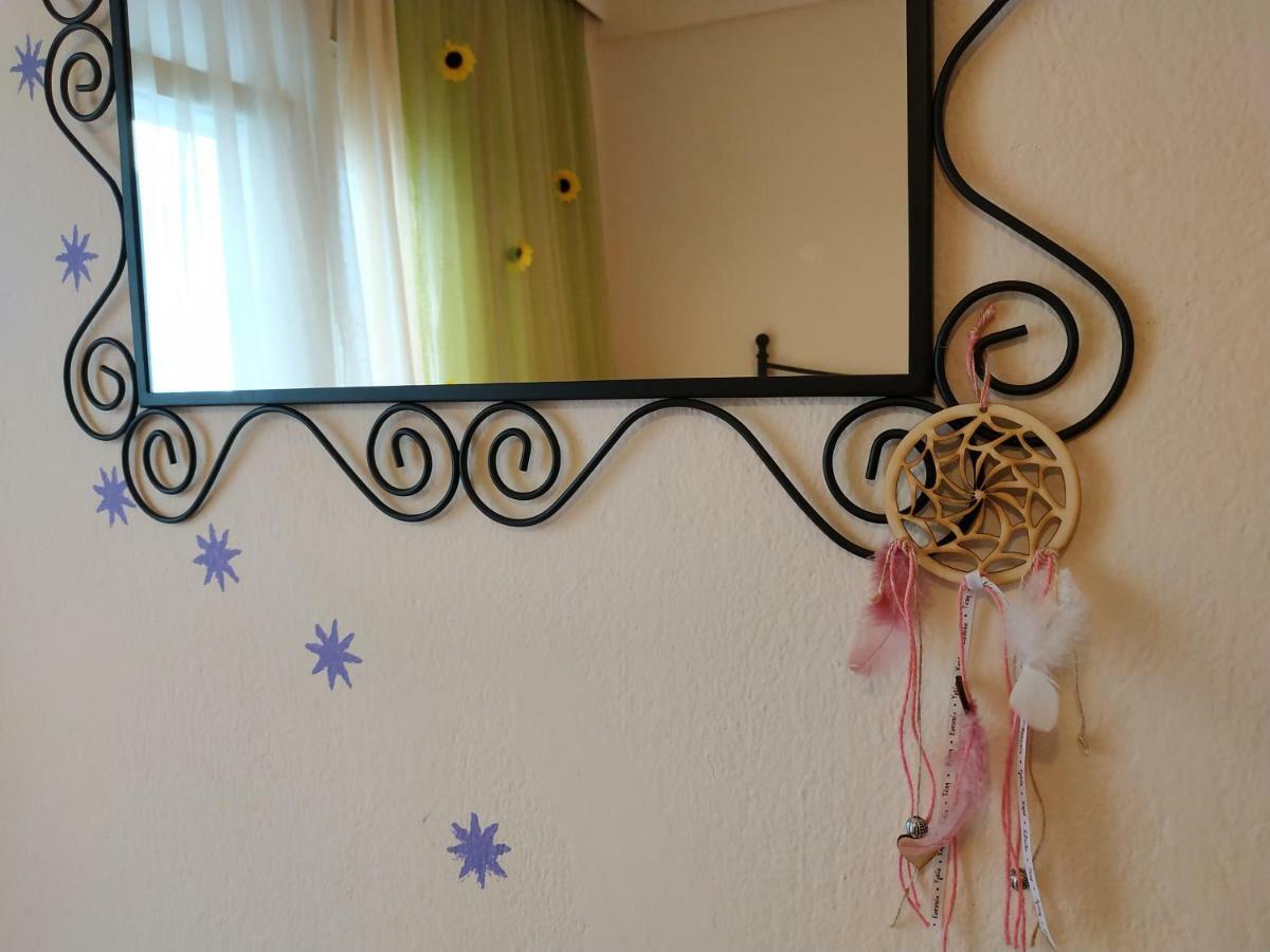 Cosy Apartment By The Sea Metamorfosi  Buitenkant foto